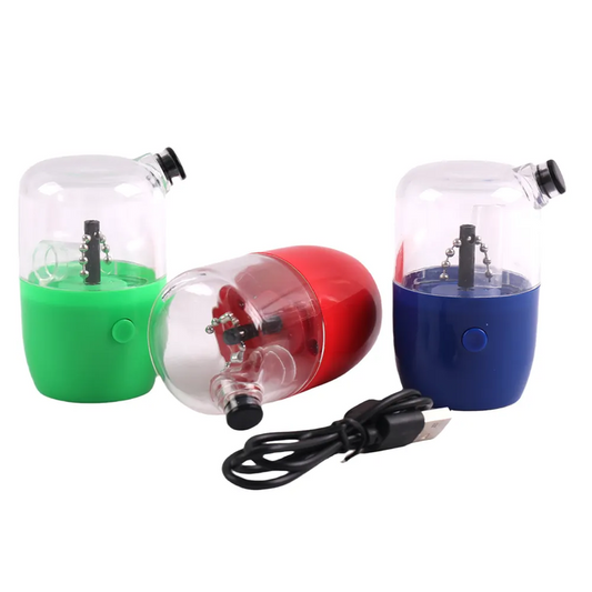 GrindMaster Pro USB-Kräutermühle unterwegs grün rot blau