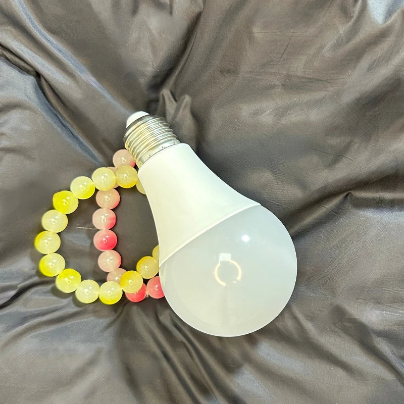 BrightVault  Glühbirnen-Design Stash-Behälter mit Geheimfach - Cannabiothek
